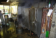 かまぼこ製造中