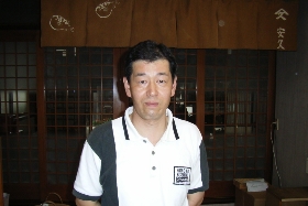 安久の四代目、安田茂さん